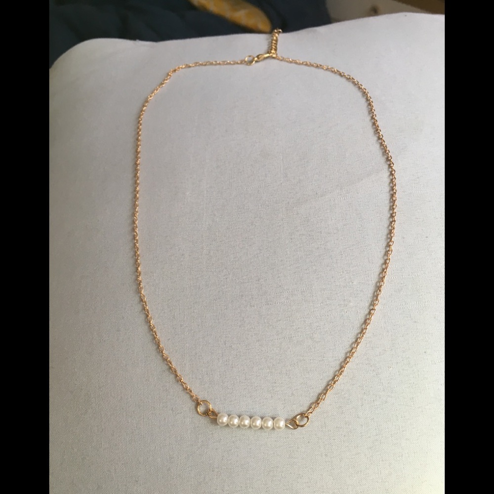 Pearl Necklace - Picture 2 of 6